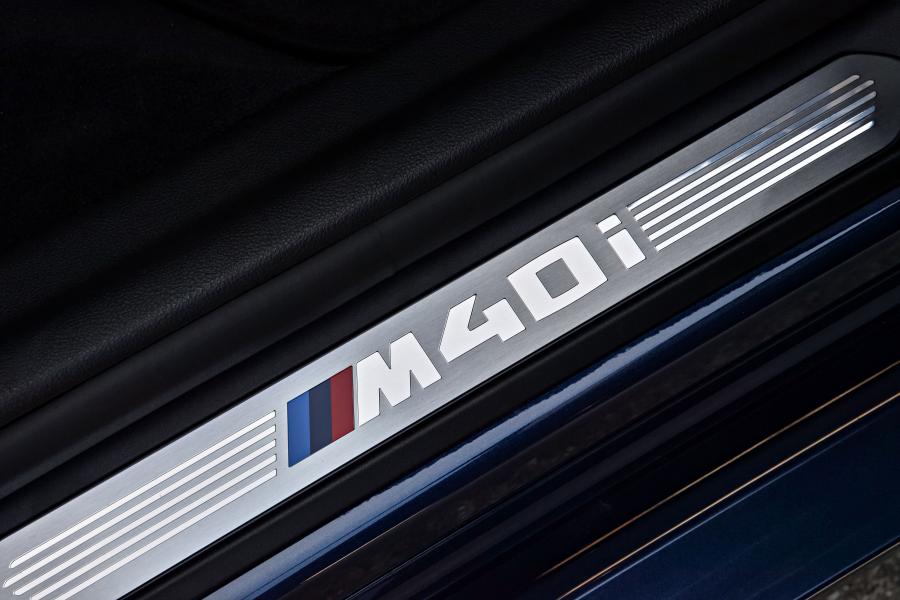 Детали интерьера BMW X3 M40i (G01) 2017 года  (WW) (фото 170 из 184)